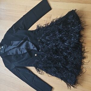 Chic Black Feathered Women's Blazer